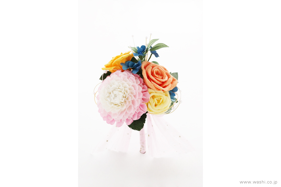 結婚式の思い出とともに－和紙製の観賞花と髪飾り（観賞用）